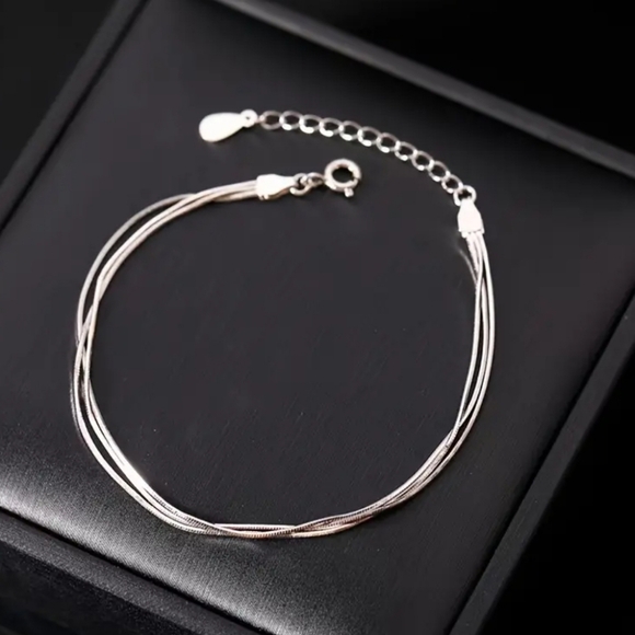 NEW 925 STERLING SILVER BRACELET - Picture 2 of 3